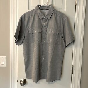 Mountain hardware, short sleeve button-down